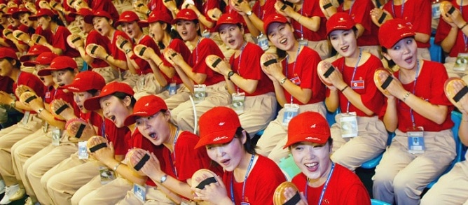 Cine plateste pentru majoretele nord-coreene prezente la festivitatea de deschidere a Jocurilor Olimpice de iarna de la Pyeongchang?