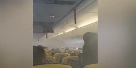 Probleme cu un avion Ryanair care plecase de la Bucuresti cu destinatia Londra